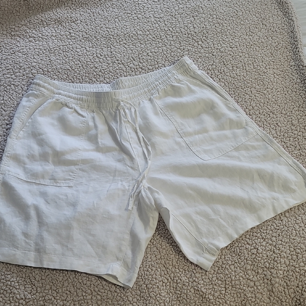 Lands' End Women White Athletic Shorts